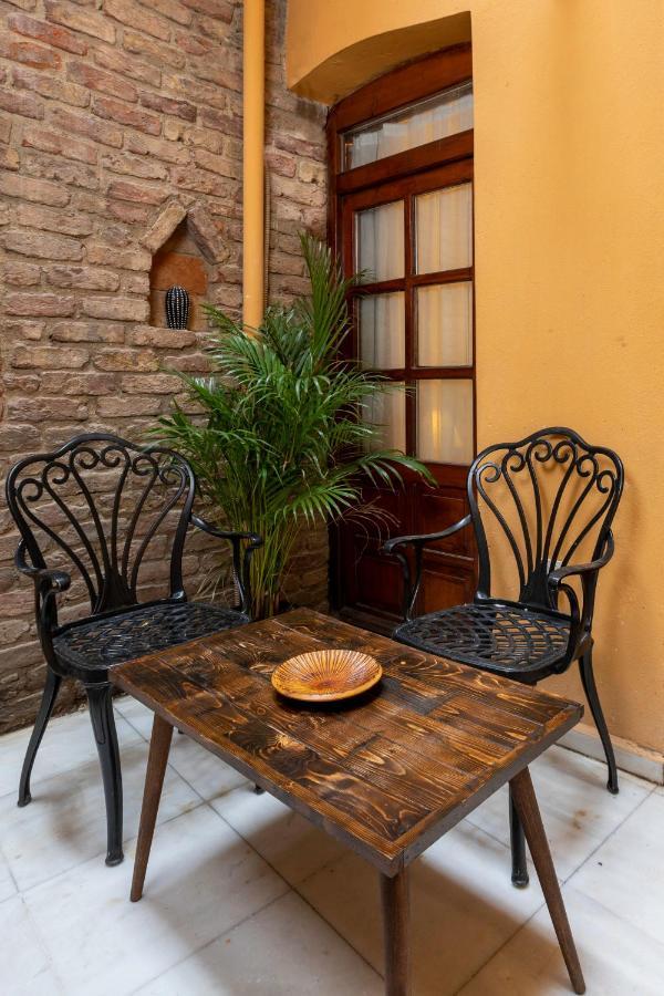 9 Pera Apartment Istanbul Exterior photo